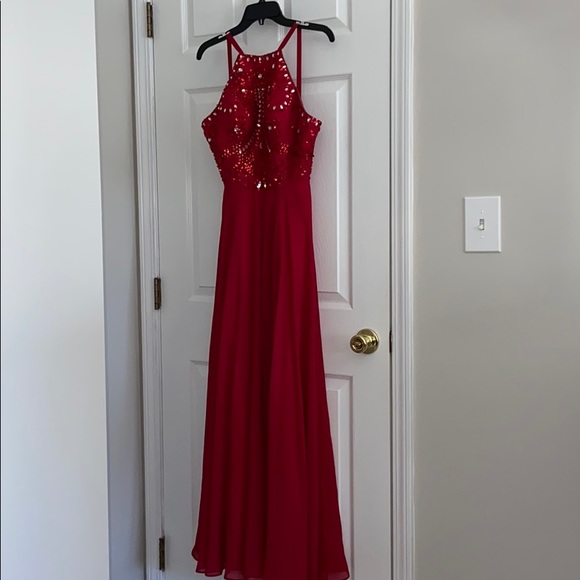 PROM SEASON!! 💄💋💃🏻 - Picture 2 of 9